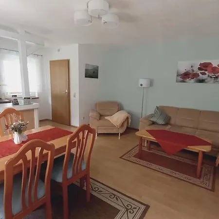 Beck Apartment *